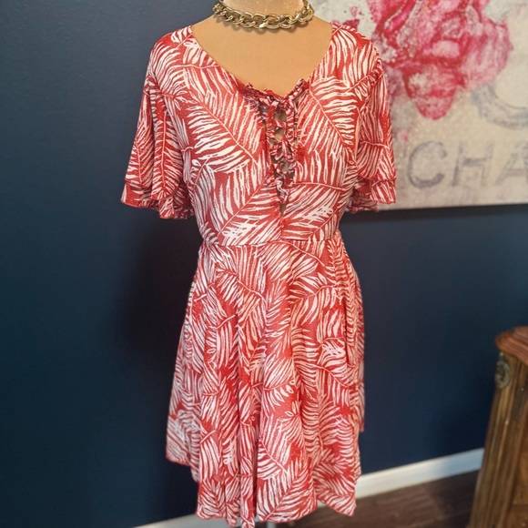 Hayden LA Orange and White Flutter Sleeve Dress S NWT - Picture 2 of 7